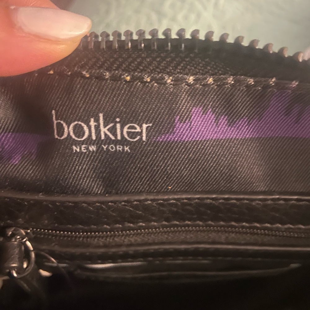 Botkier Small Purse. - image 4